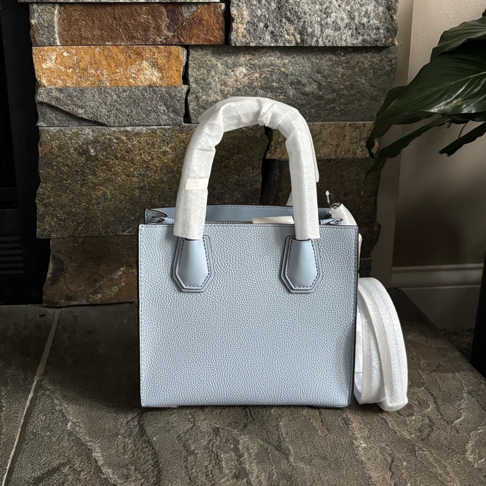 NWT Michael Kors Mercer Medium Messenger Tote Satchel Crossbody - Picture 2 of 14